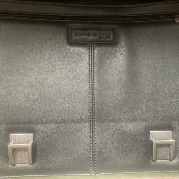 NEW Kenneth Cole Black Leather Laptop/Messenger Bag/Briefcase with Keys & Strap - Picture 5 of 16